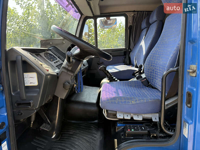 Грузовой фургон MAN LE 8.220 2002 в Изюме