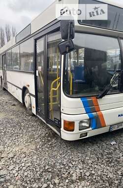 Міський автобус MAN NL 202 1994 в Хмельницькому
