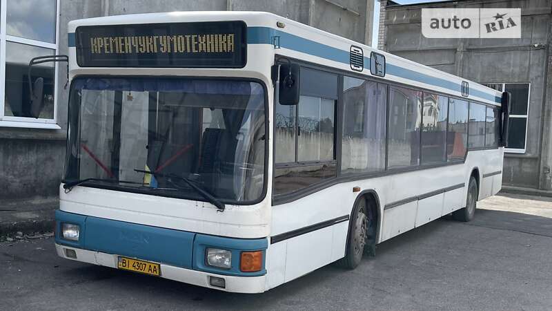 Городской автобус MAN NL 202 1993 в Кременчуге