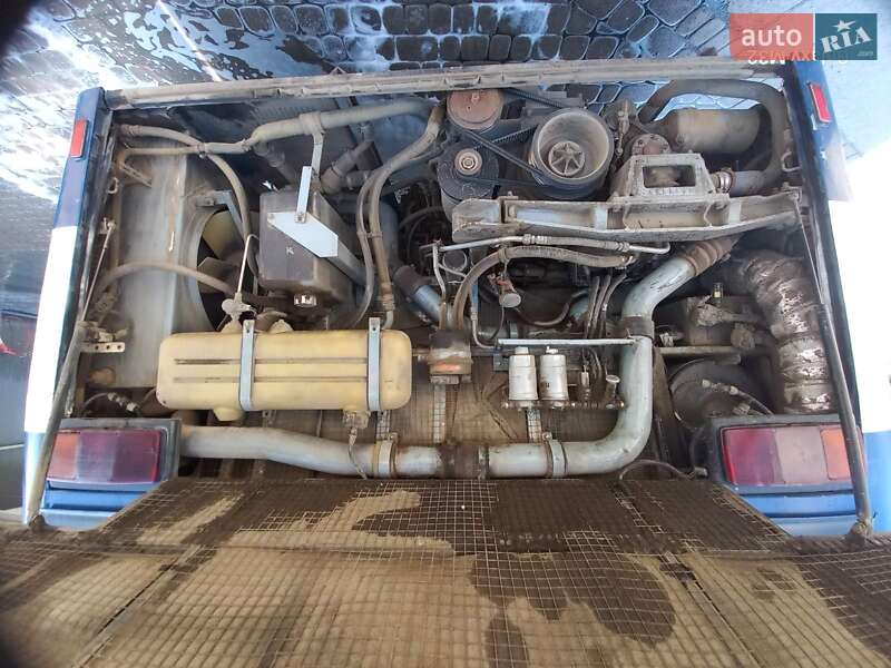 Міський автобус MAN NL 202 1998 в Стрию