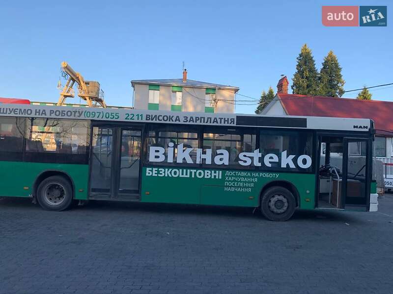 Міський автобус MAN NL 263 2000 в Львові