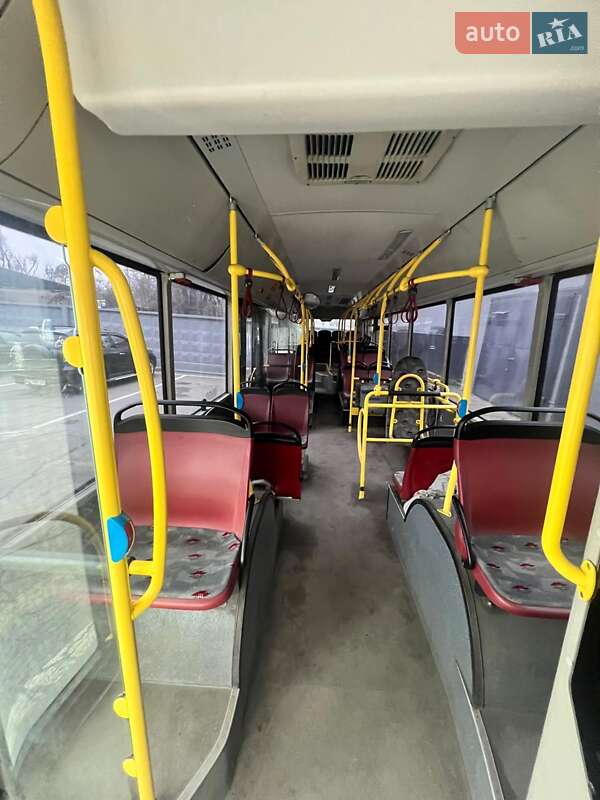 Городской автобус MAN NL 273 2009 в Кривом Роге