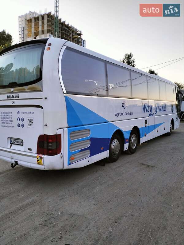Туристический / Междугородний автобус MAN R08 2011 в Киеве