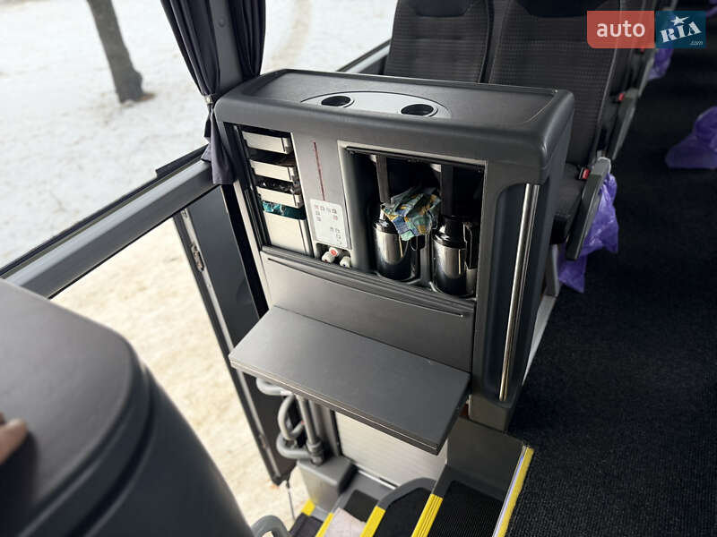 Туристический / Междугородний автобус MAN R08 2012 в Чернигове