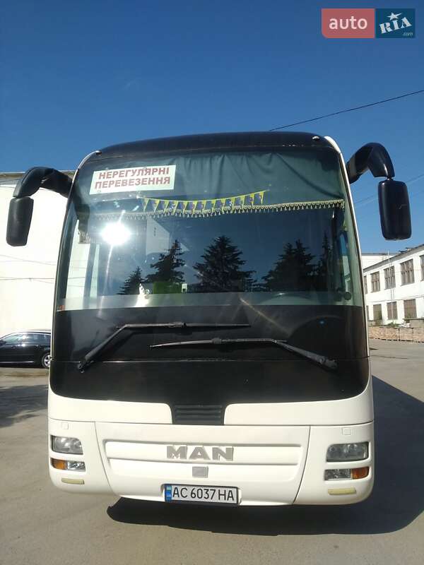 Туристичний / Міжміський автобус MAN RH 403 2009 в 
