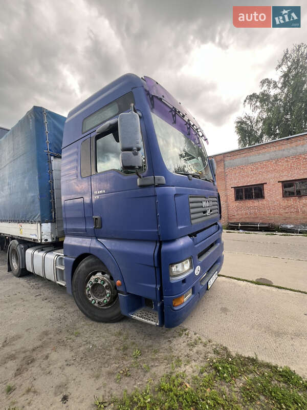 Тягач MAN TG 2001 в Лубнах