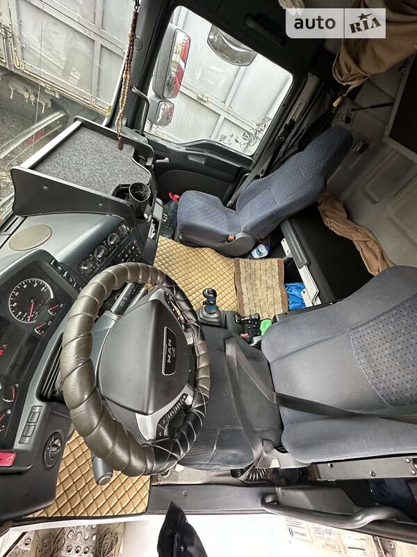 Контейнеровоз MAN TGA 2004 в Гайвороне фото 9 Контейнеровоз MAN TGA 2004 в Гайвороне