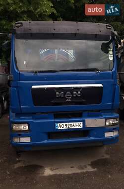 Бензовоз MAN TGA 2010 в 