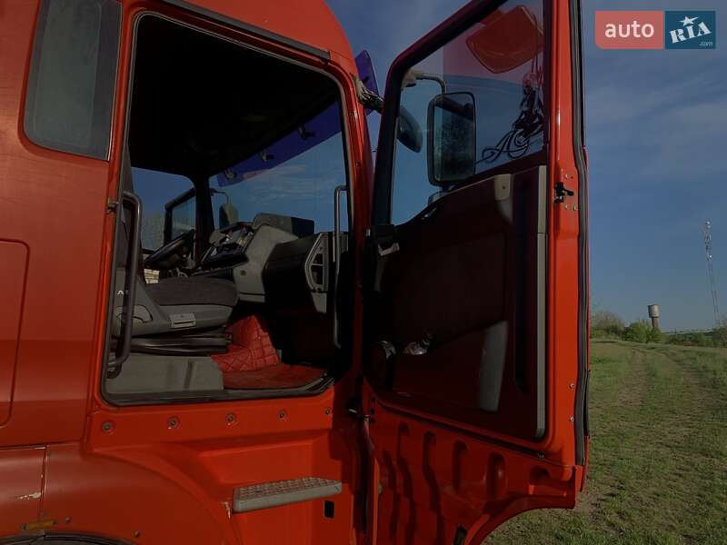 Тягач MAN TGA 2007 в Умани