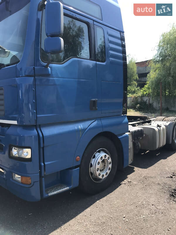 Тягач MAN TGA 2005 в Иршаве