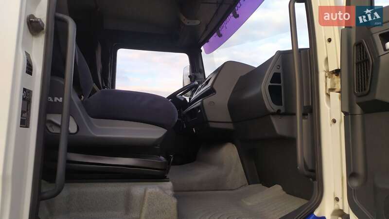 Кран-манипулятор MAN TGA 2005 в Черновцах