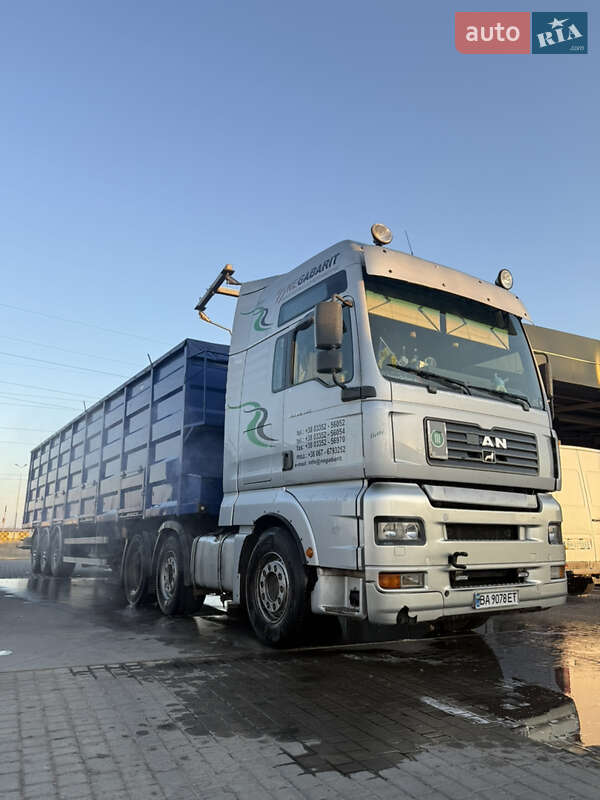 Тягач MAN TGA 2005 в Саврани