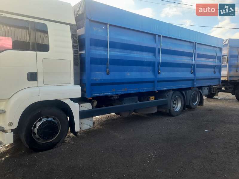 Контейнеровоз MAN TGA 2005 в Магдалинівці