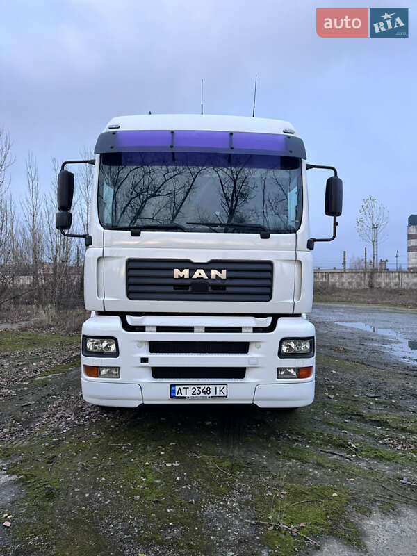 Кран-маніпулятор MAN TGA 2004 в Бурштині