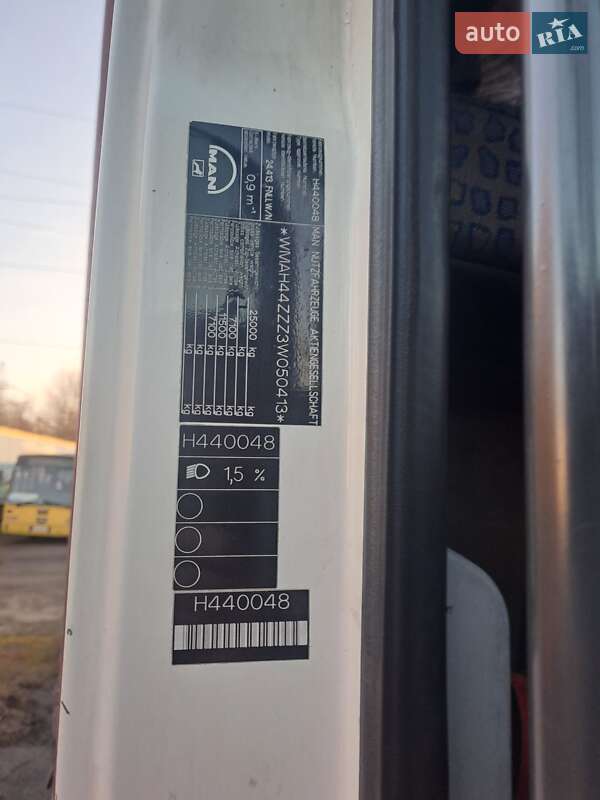 Контейнеровоз MAN TGA 2004 в Львове фото 28 Контейнеровоз MAN TGA 2004 в Львове