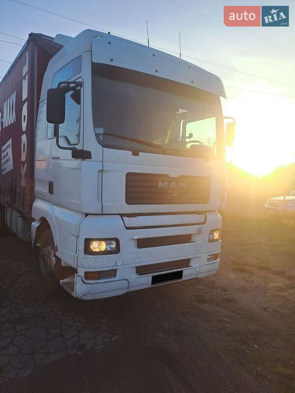 Контейнеровоз MAN TGA 2004 в Львове фото 58 Контейнеровоз MAN TGA 2004 в Львове