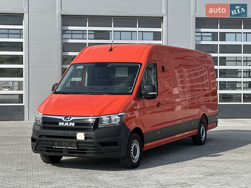 Вантажний фургон MAN TGE 2023 в Чернівцях