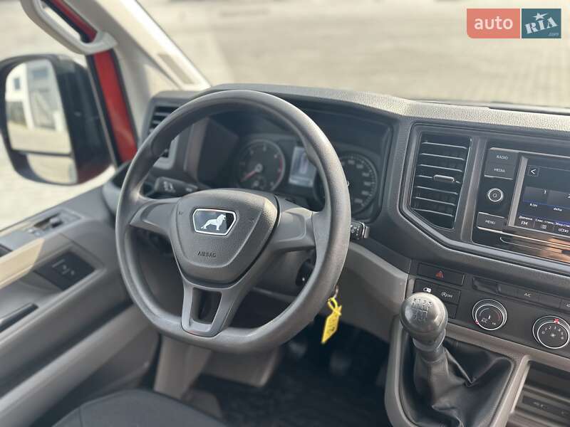 Вантажний фургон MAN TGE 2023 в Чернівцях