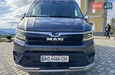Микроавтобус MAN TGE 2017 в 