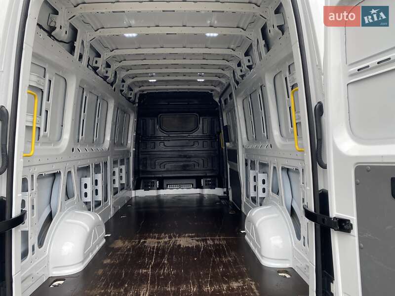 Вантажний фургон MAN TGE 2021 в Хусті