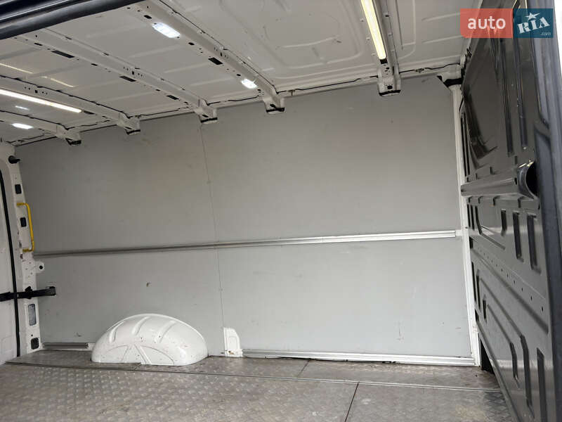 Грузовой фургон MAN TGE 2020 в Бережанах