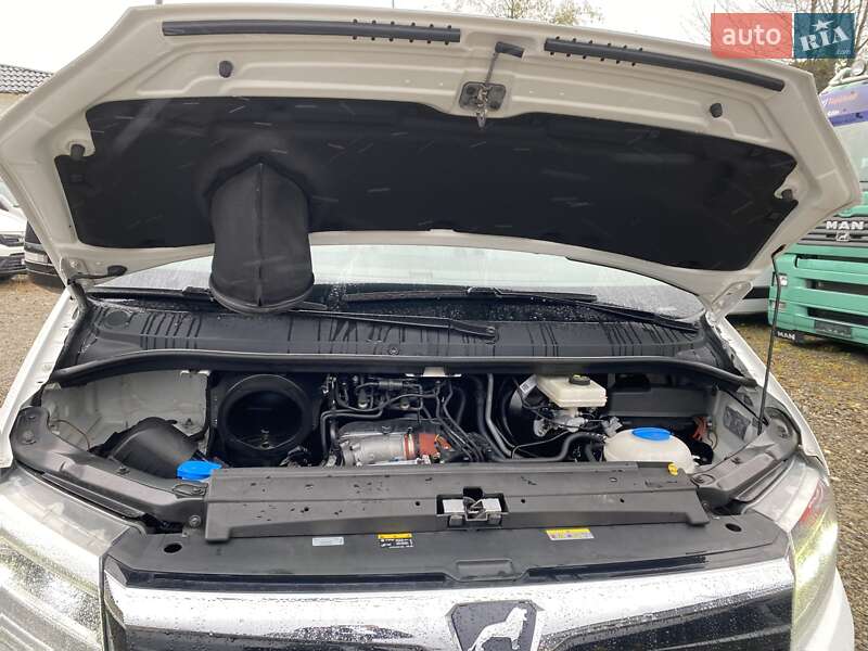 Вантажний фургон MAN TGE 2021 в Хусті