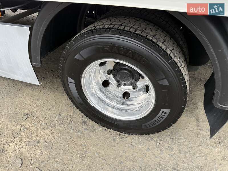 Вантажний фургон MAN TGL 2013 в Луцьку