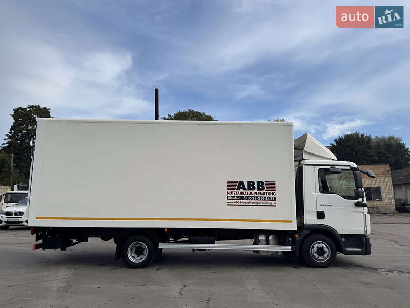 Грузовой фургон MAN TGL 2016 в Ровно