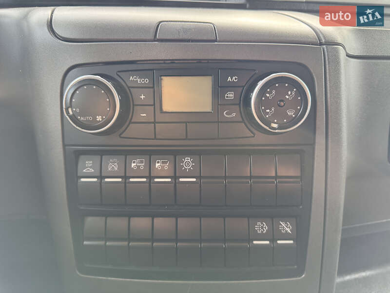 Грузовой фургон MAN TGL 2016 в Ровно