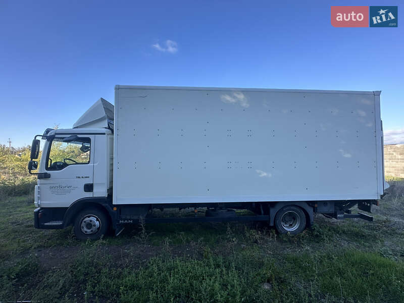 Грузовой фургон MAN TGL 2011 в Вознесенске