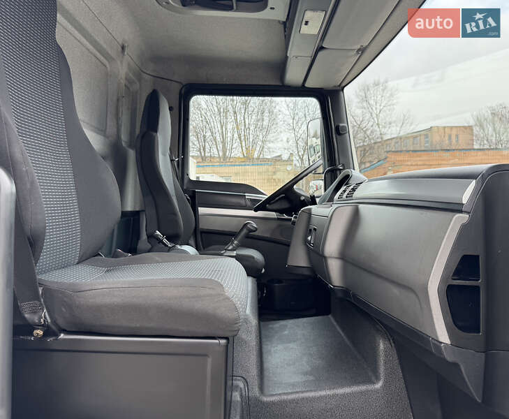 Грузовой фургон MAN TGL 2016 в Ровно