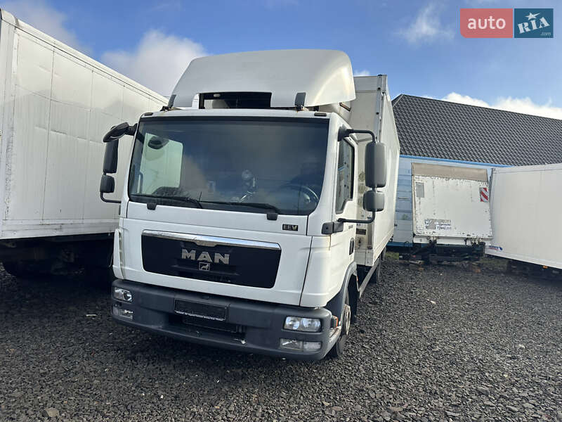 Рефрижератор MAN TGL 2012 в Луцьку фото 3 Рефрижератор MAN TGL 2012 в Луцьку