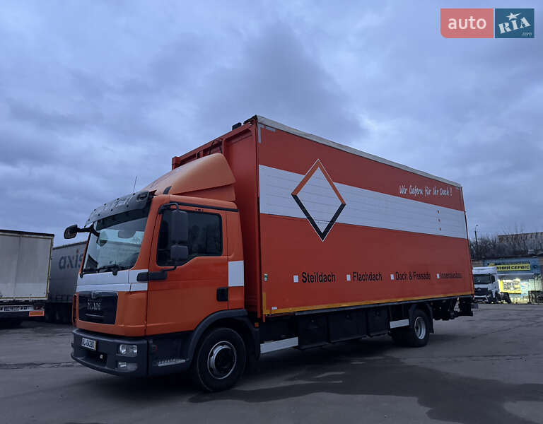 Грузовой фургон MAN TGL 2014 в Ровно