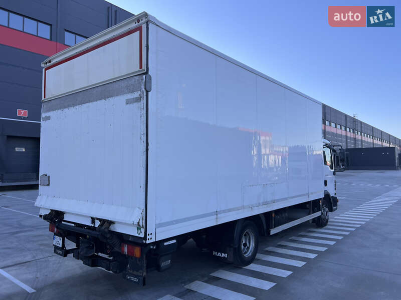 Вантажний фургон MAN TGL 2012 в Львові