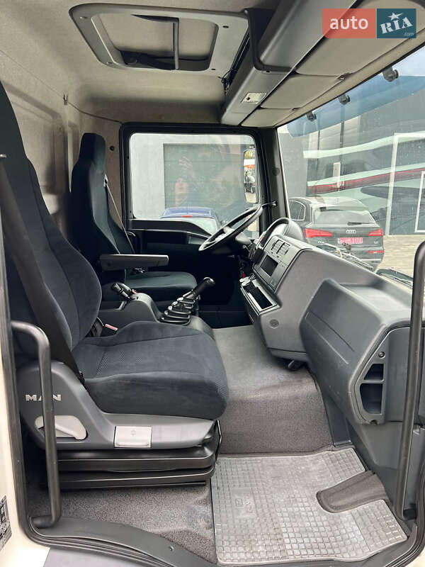 Грузовой фургон MAN TGL 2011 в Луцке