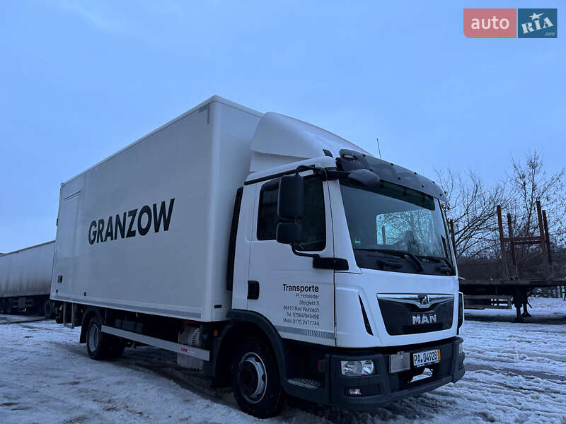 Грузовой фургон MAN TGL 2019 в Ровно