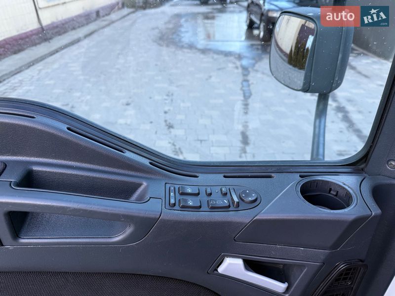 Рефрижератор MAN TGL 2011 в Бучаче