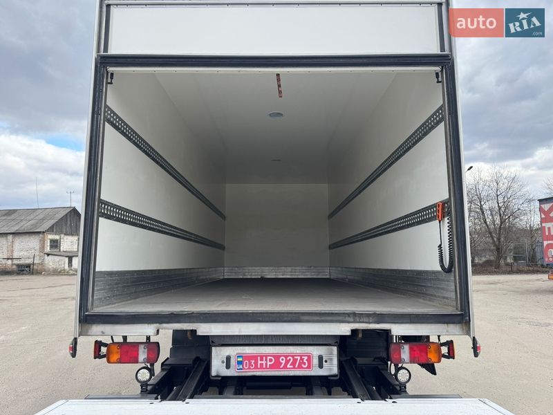 Грузовой фургон MAN TGL 2020 в Ровно