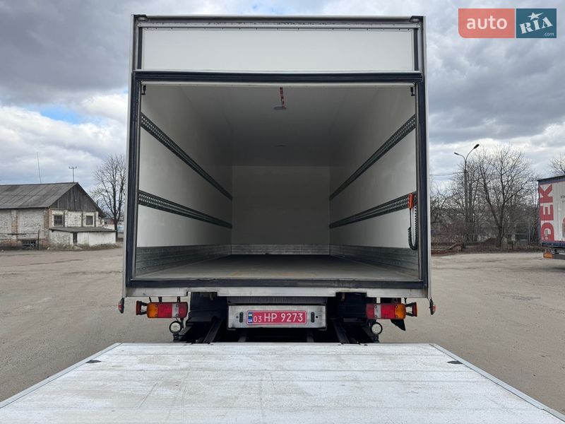 Грузовой фургон MAN TGL 2020 в Ровно