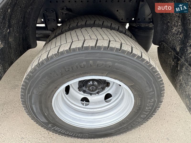 Грузовой фургон MAN TGL 2020 в Ровно