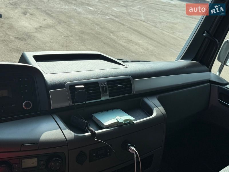 Цистерна MAN TGL 2015 в Оратові