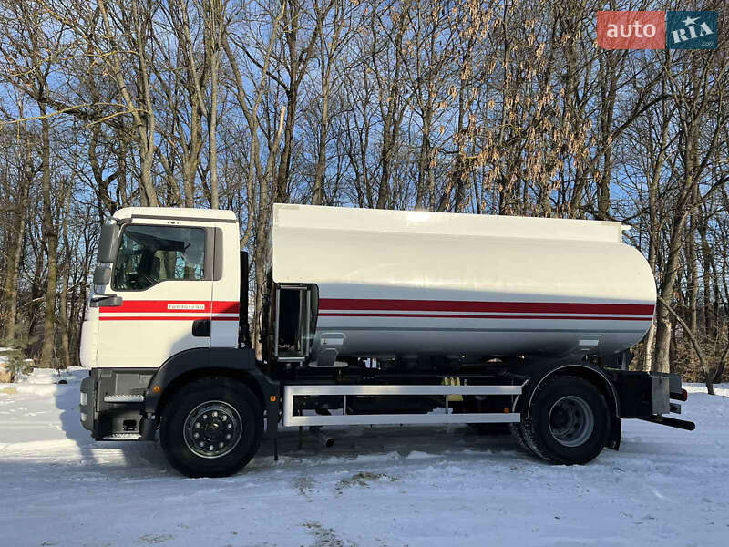 Бензовоз MAN TGM 2012 в Тернополе