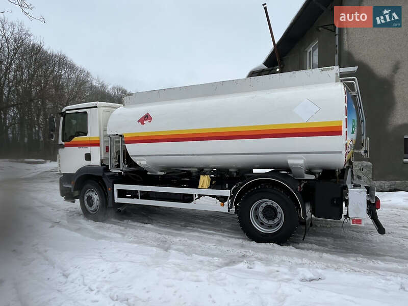 Бензовоз MAN TGM 2013 в Тернополе