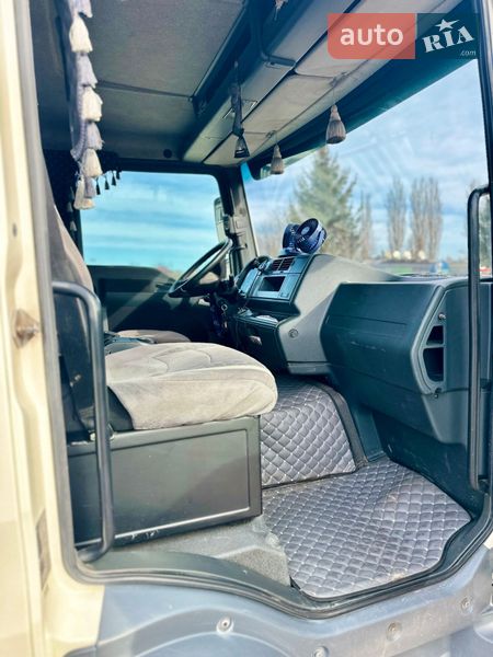 Цистерна MAN TGM 2012 в Оратові