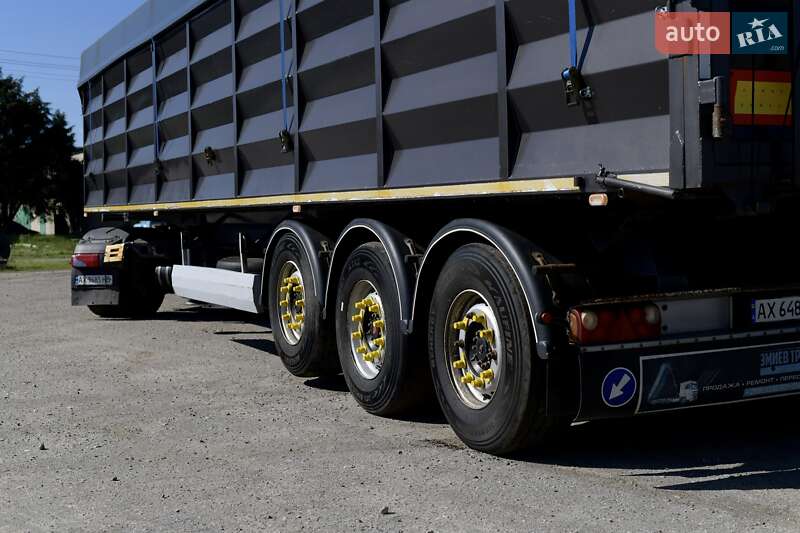 Самосвал MAN TGS 2012 в Лозовой