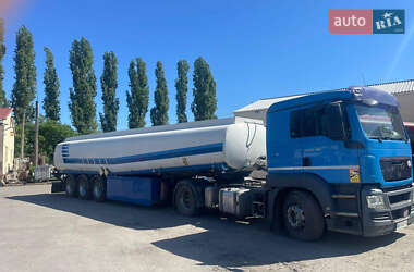Бензовоз MAN TGS 2009 в 