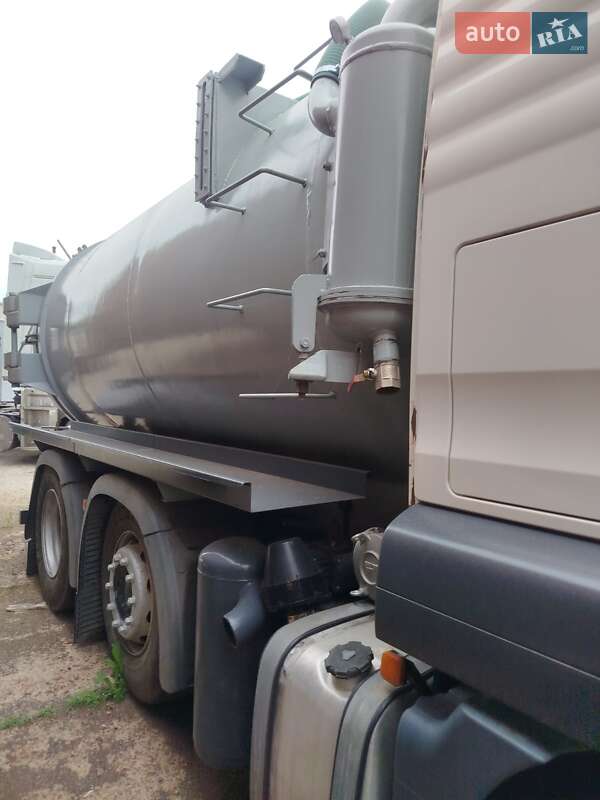 Машина  асенізатор (вакуумна) MAN TGS 2013 в Харкові