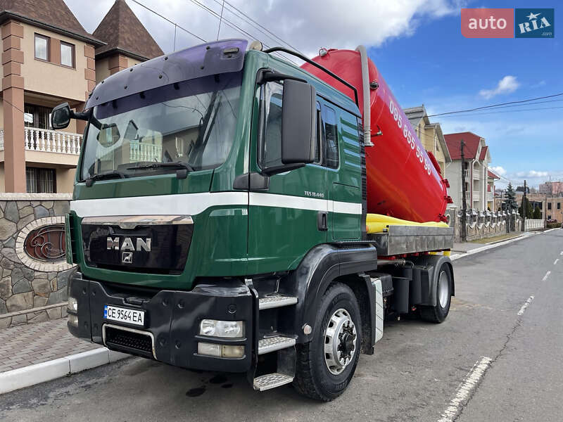 Машина  асенізатор (вакуумна) MAN TGS 2010 в Дубні