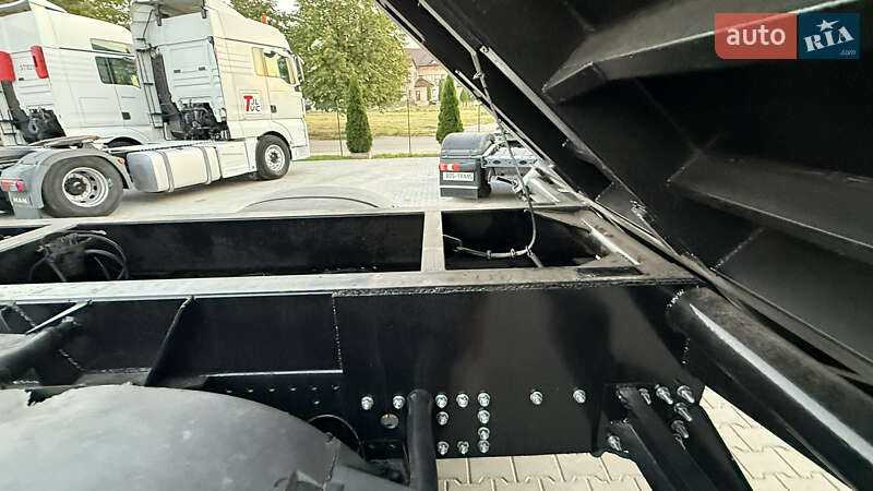 Самосвал MAN TGS 2012 в Виннице