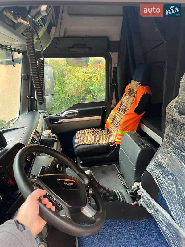 Самоскид MAN TGS 2013 в Ромнах